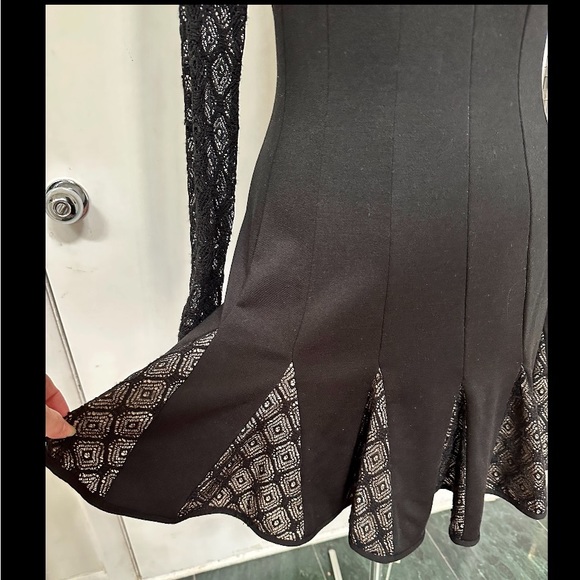 CHIC CATHERINE MALANDRINO DESIGN NATION BLACK KNIT LACE DRESS SKATER SKIRT 10 EC - Picture 4 of 8